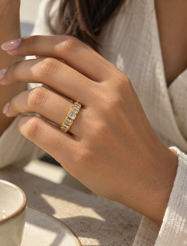 Niam Eternity Ring