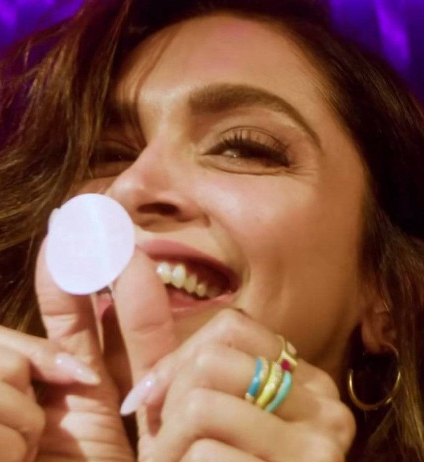 Deepika Padukone In Enamel Diamond Ring