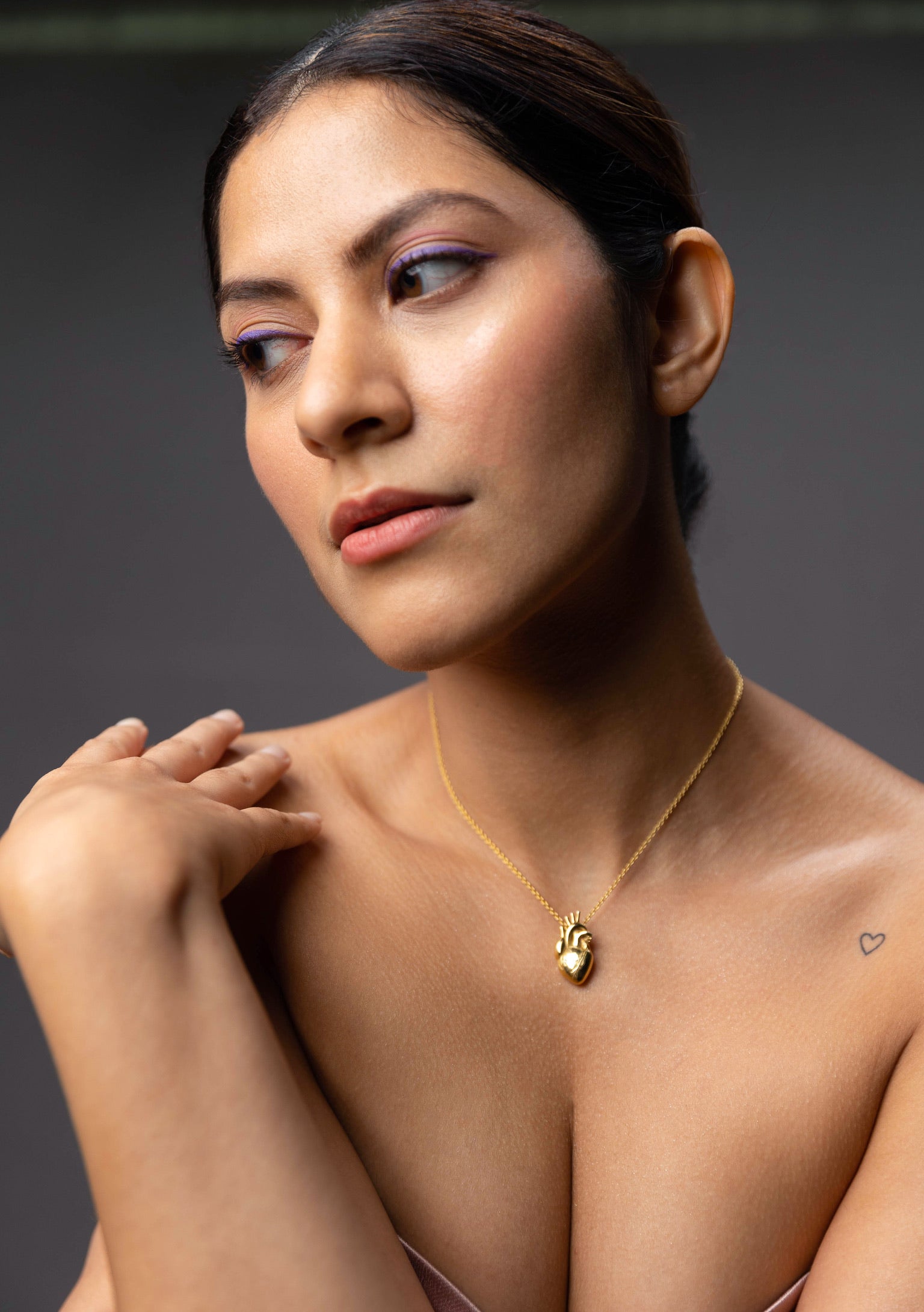 Aisha Ahmed in We Heart It Necklace