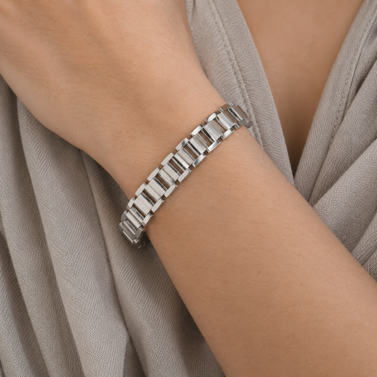 Sovereign Cuff Bracelet