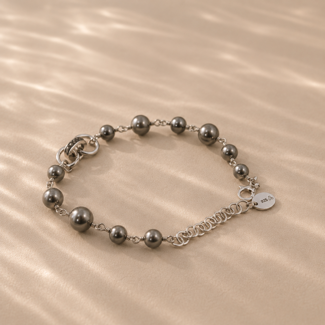 Pearl & Onyx Bracelet