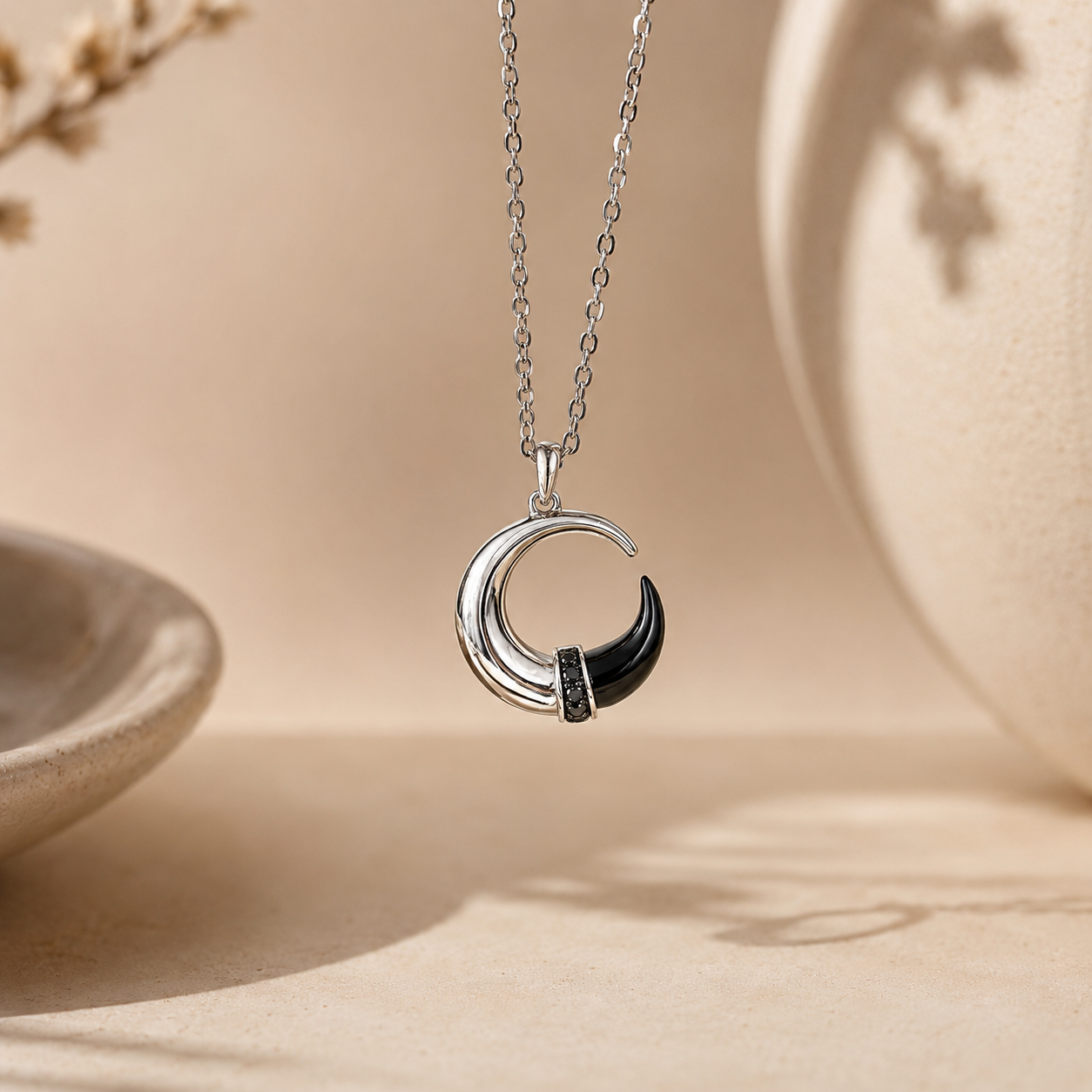 Horn & Onyx Necklace