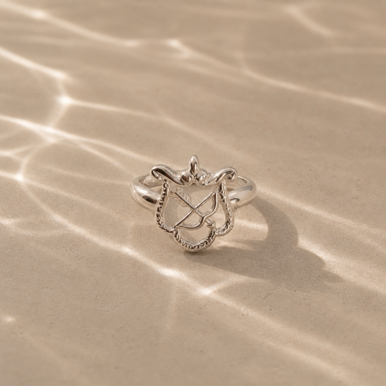 Amora Ring