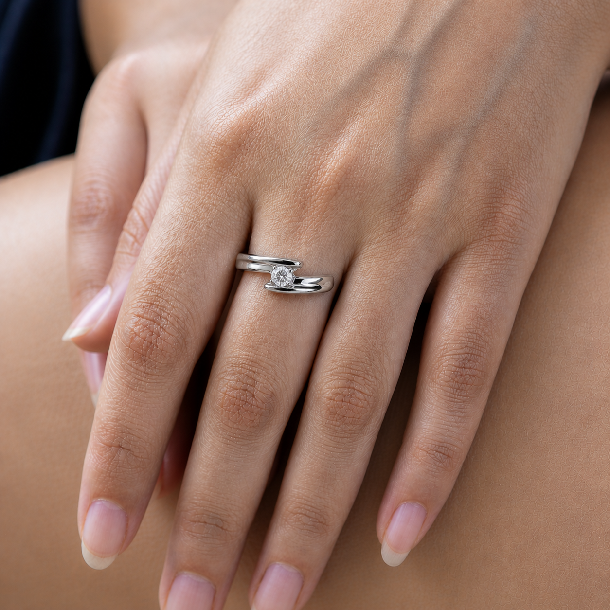 Serene Twist Solitaire Ring