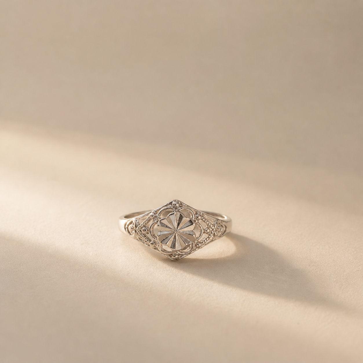 Vintage Filigree Shield Ring