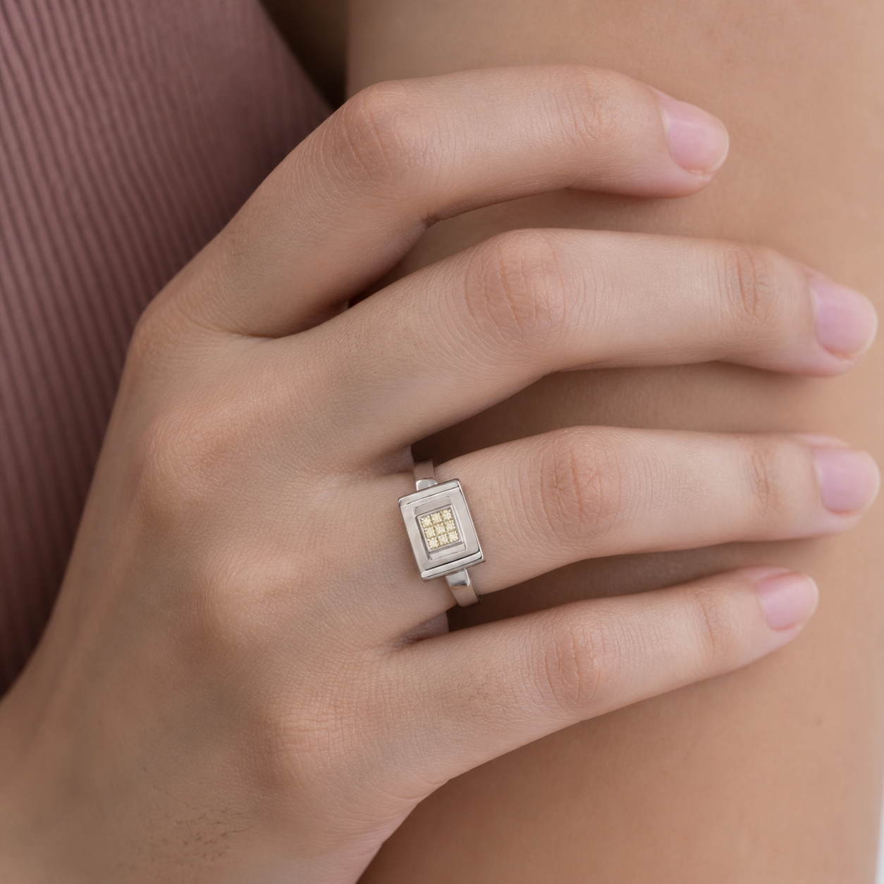 Solene Square Halo Ring