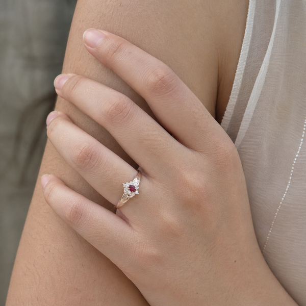 Crimson Feather Ring