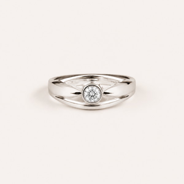 Nova Beam CZ Ring