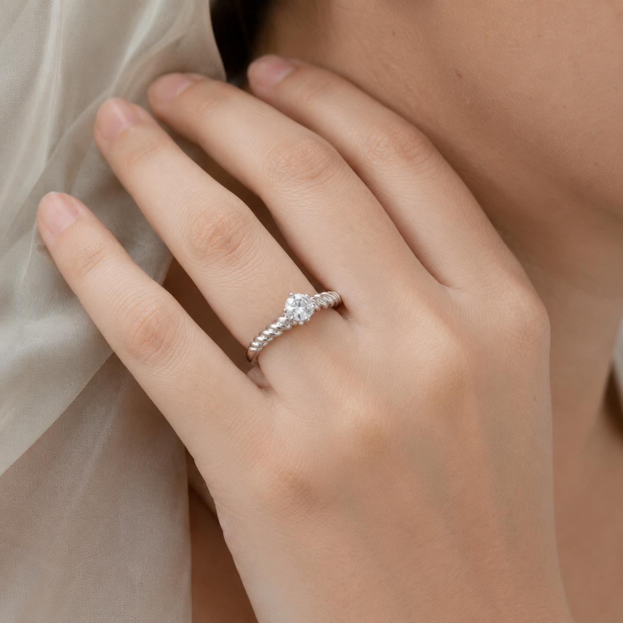 Selene Rope Solitaire Ring