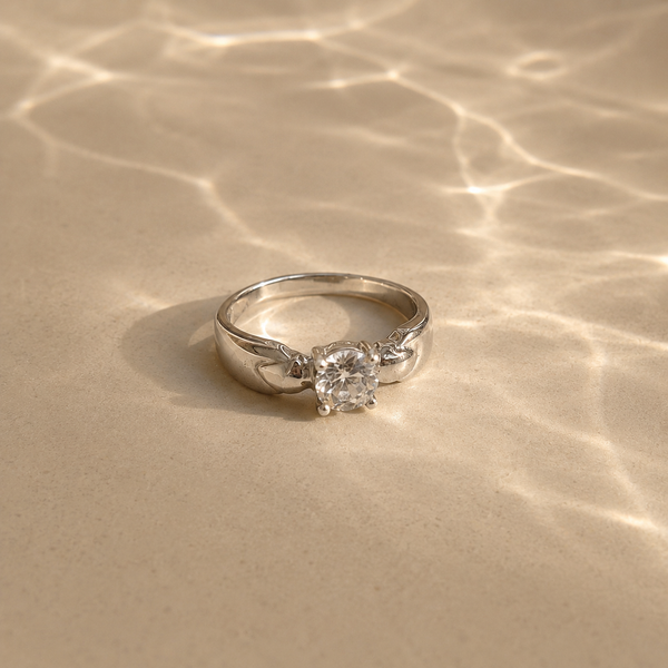 Aurielle Knot Solitaire Ring
