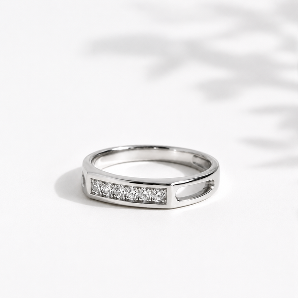 Lumière Channel Ring
