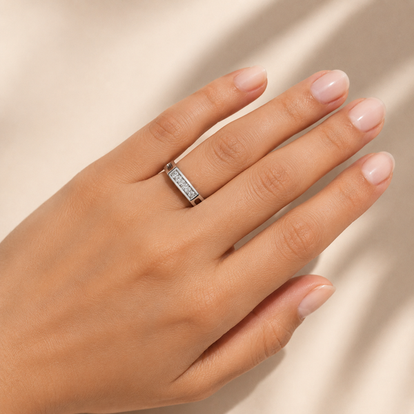 Lumière Channel Ring
