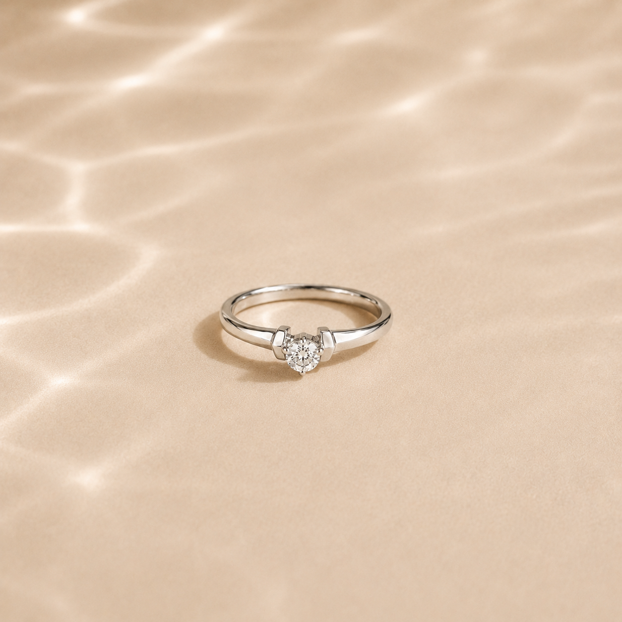 Eterna Solitaire Ring