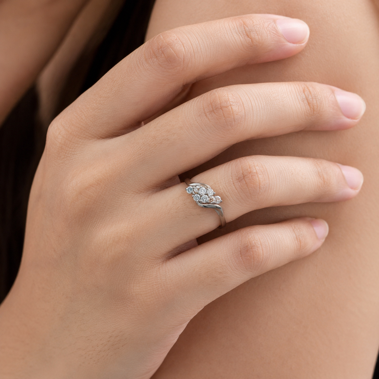 Cluster Leaf CZ Ring