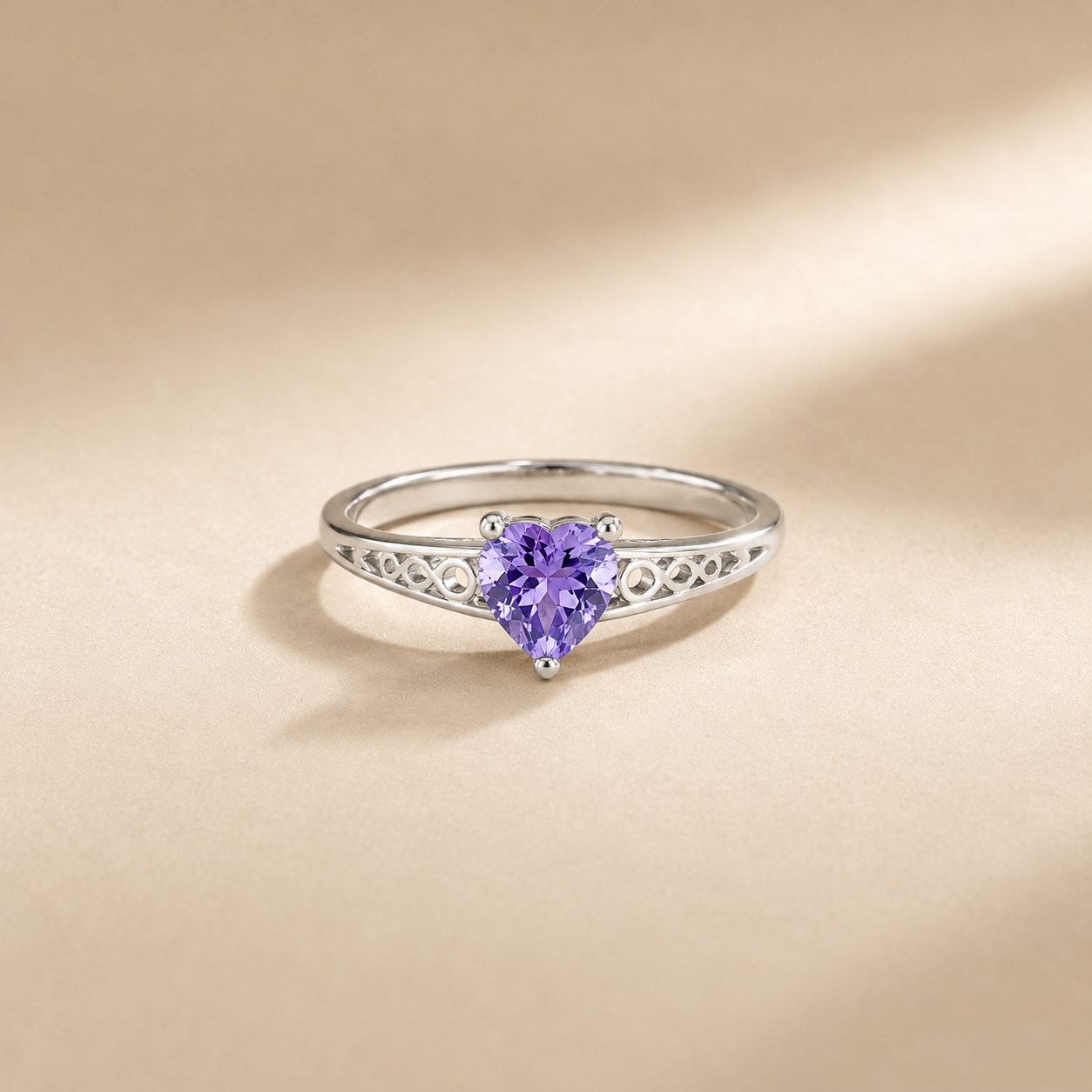 Heart-Cut Amethyst Filigree Ring