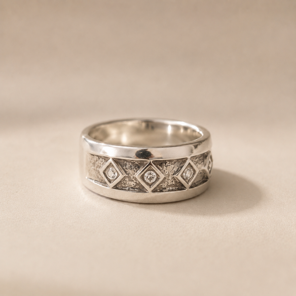 Geometric CZ Statement Band Ring