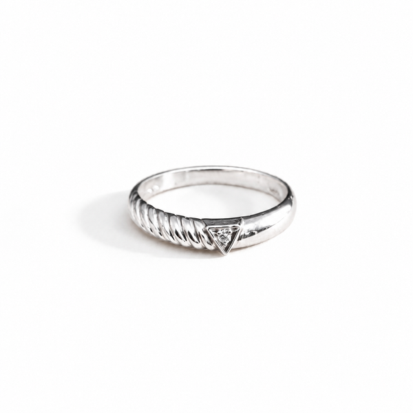 Twisted Triangle Solitaire Ring