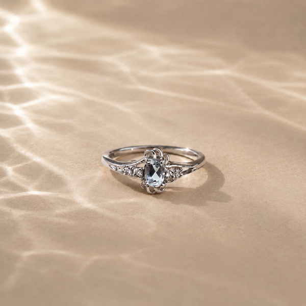 Celeste Oval Halo Ring