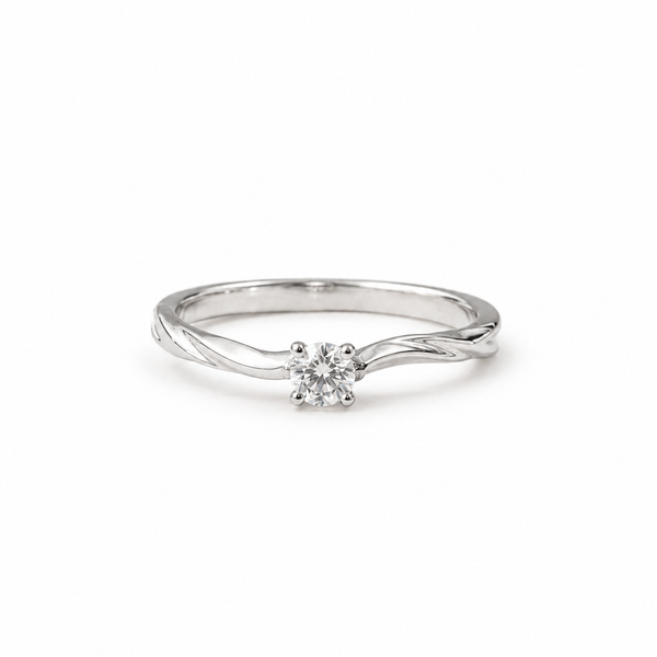 Classic Solitaire Twist Ring
