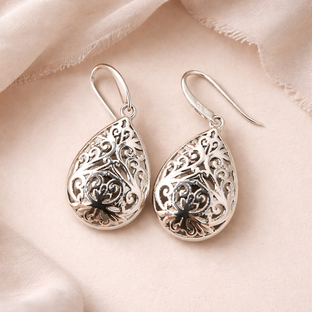 Moonlace Teardrops
