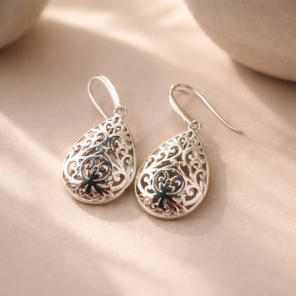 Moonlace Teardrops