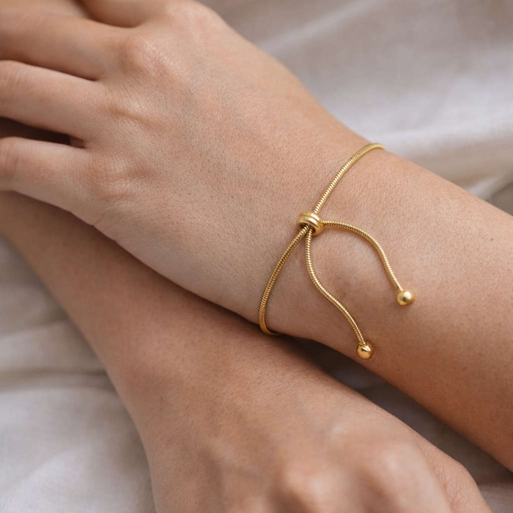 Thin Rolo Bracelet