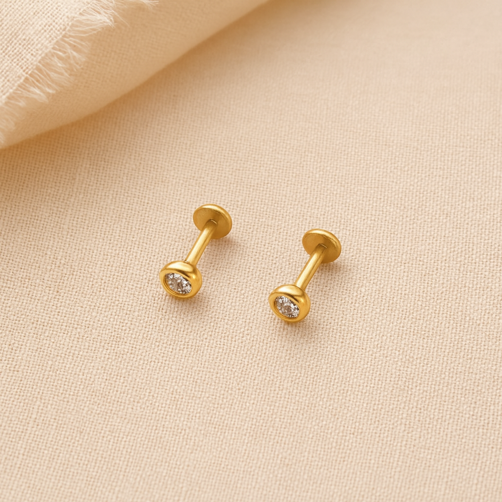 Round Diamond Studs
