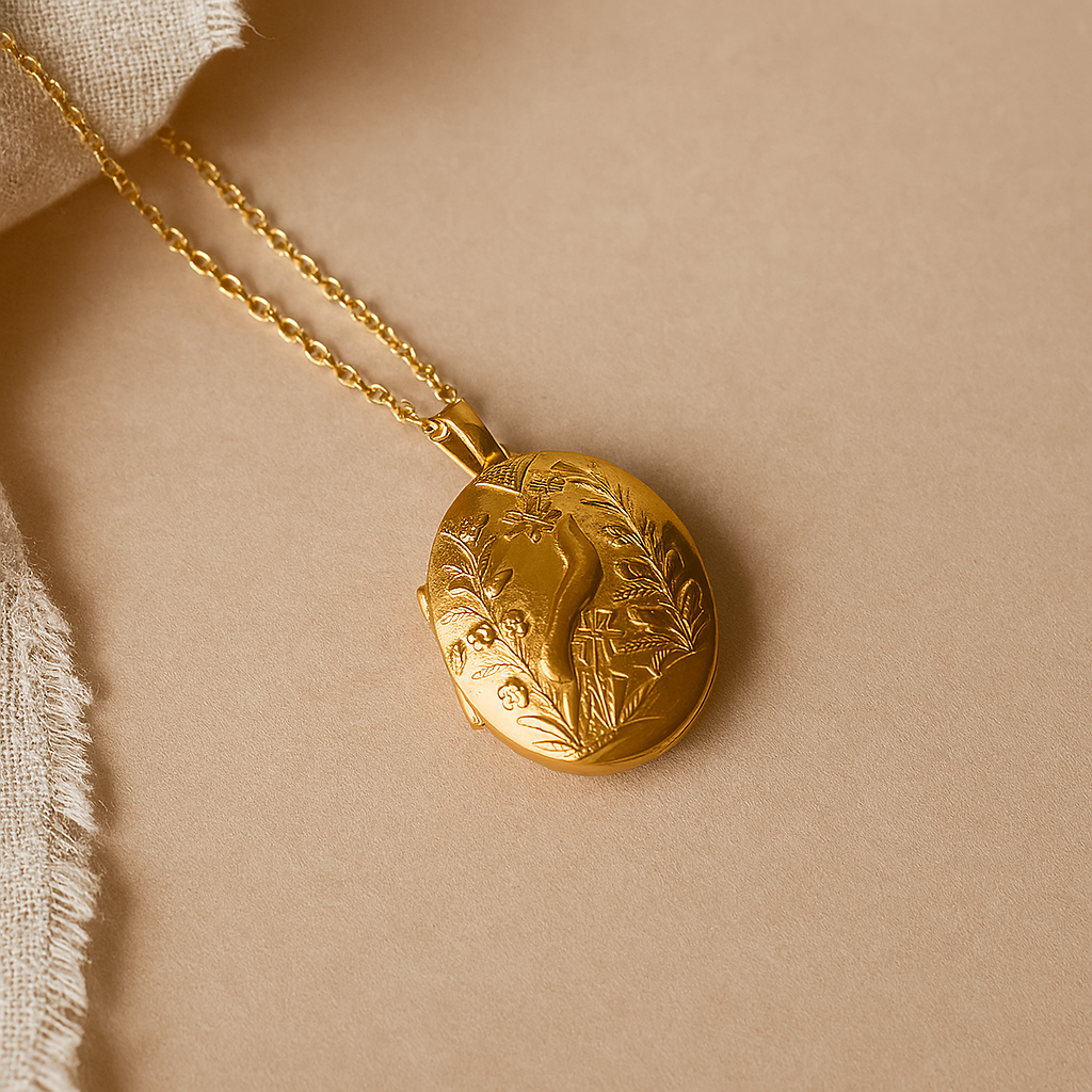 Nature Locket Necklace