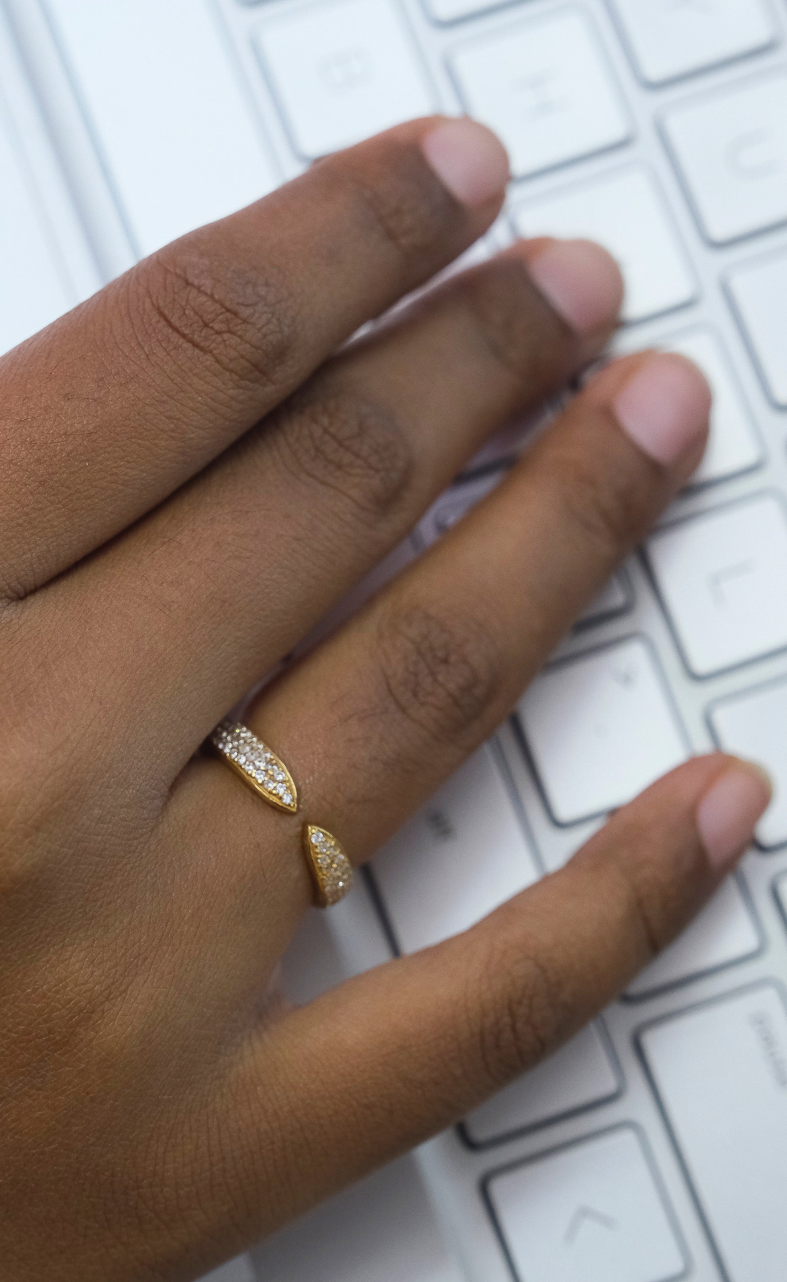 Claw Ring