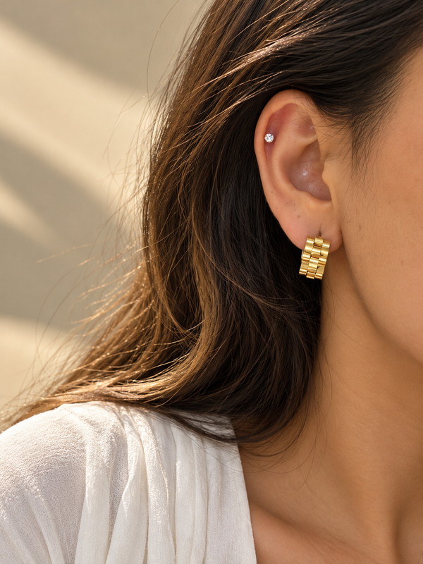 Watch Link Huggie