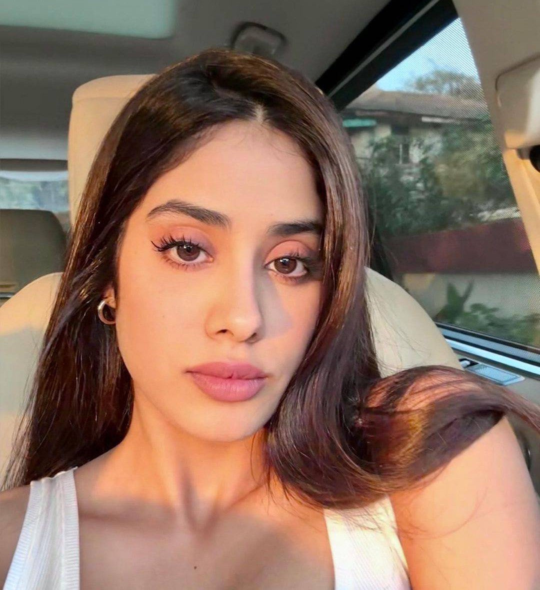 Bold Hoops-Hoops-Anushka Jain Jewellery