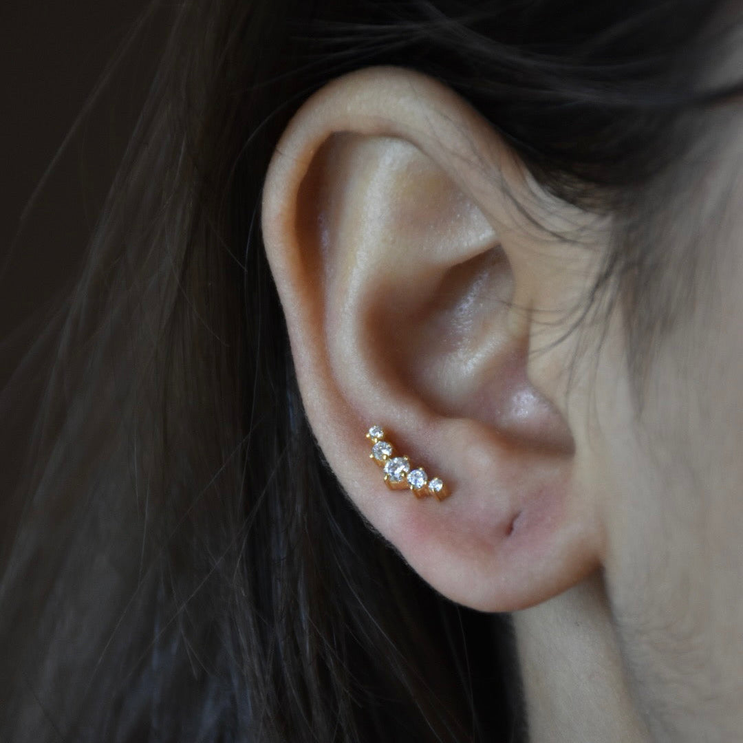 Curved Lined Diamond Stud-Anushka Jain Jewellery