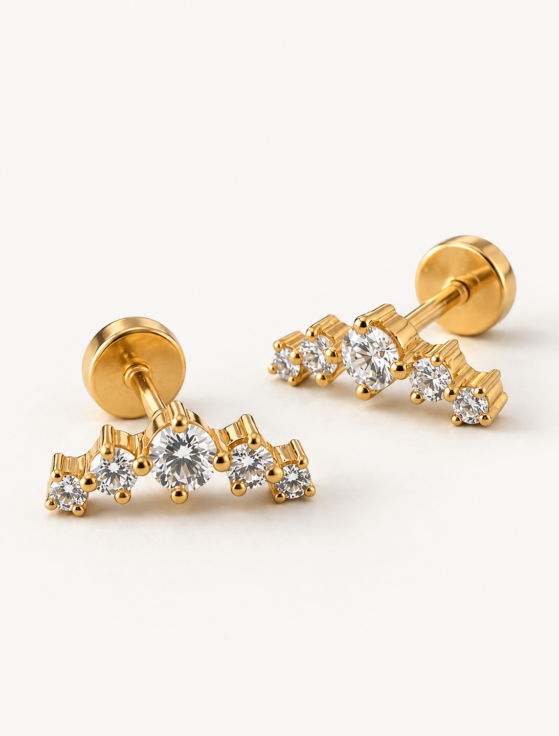 Curved Lined Diamond Stud