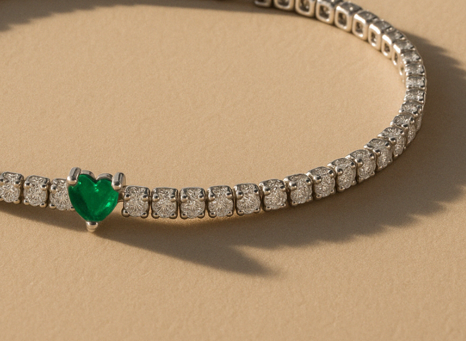 Diamond Emerald Heart Tennis Bracelet-Anushka Jain Jewellery