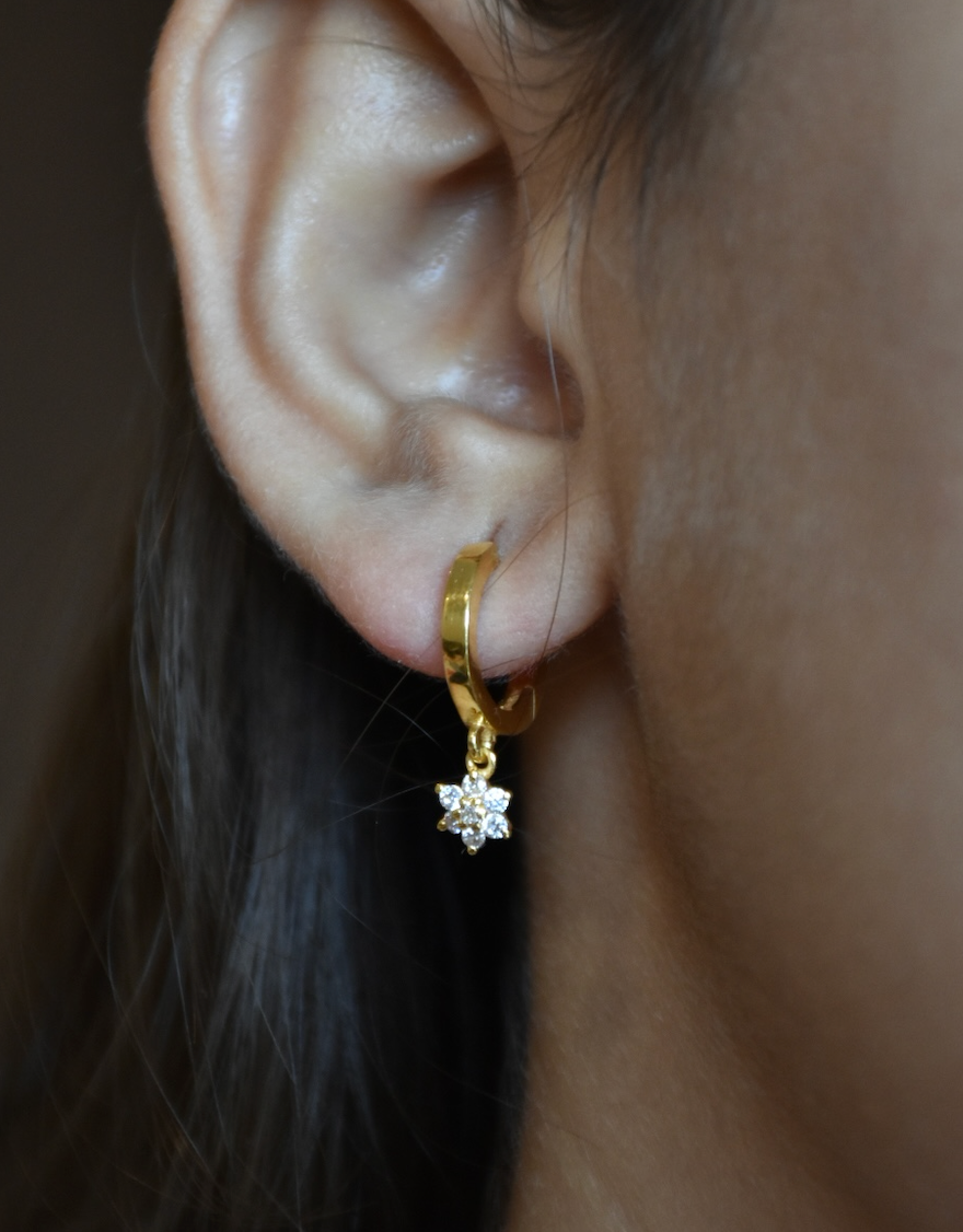 Diamond Micro Star Huggie-Huggie-Anushka Jain Jewellery