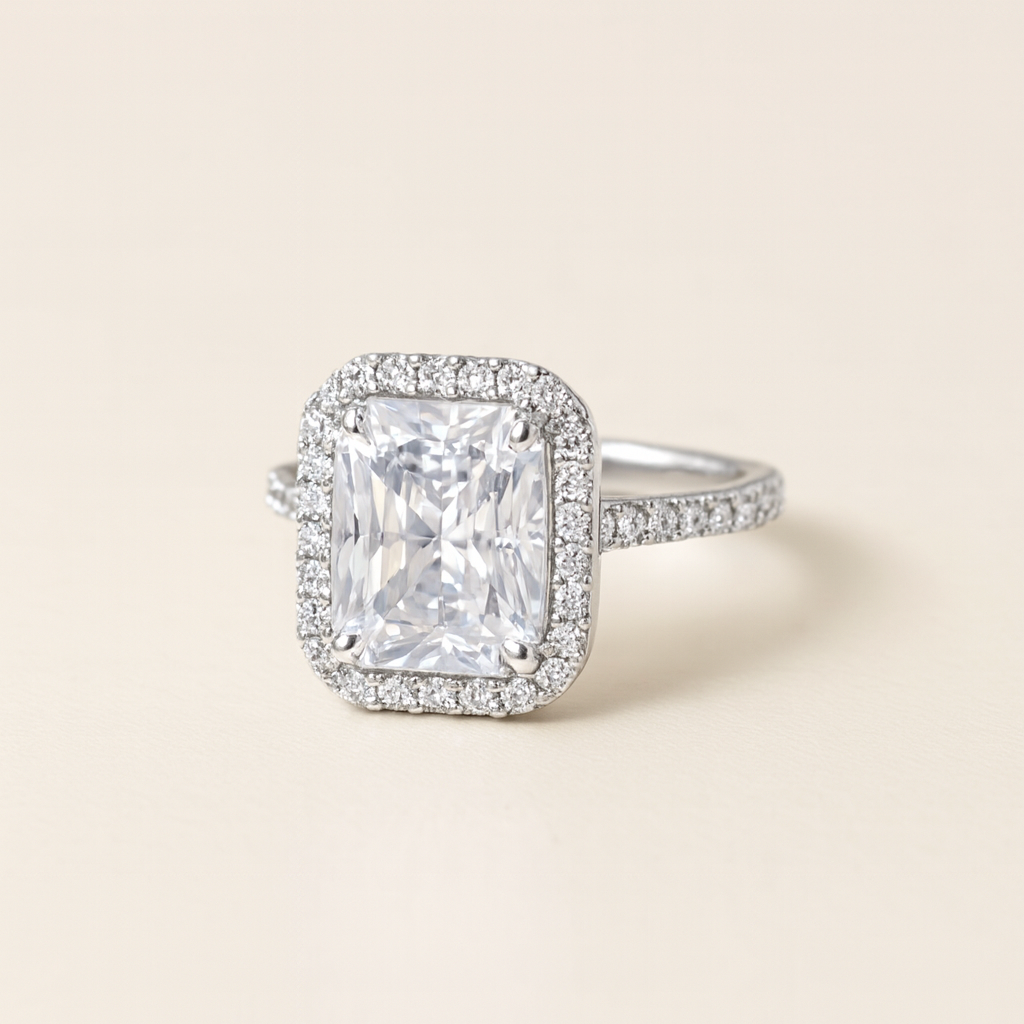 Diamond Solitare Ring-Rings-Anushka Jain Jewellery