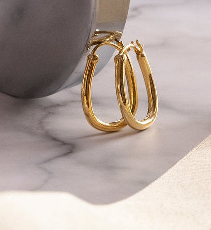 Meghna Goyal In Macy Hoops