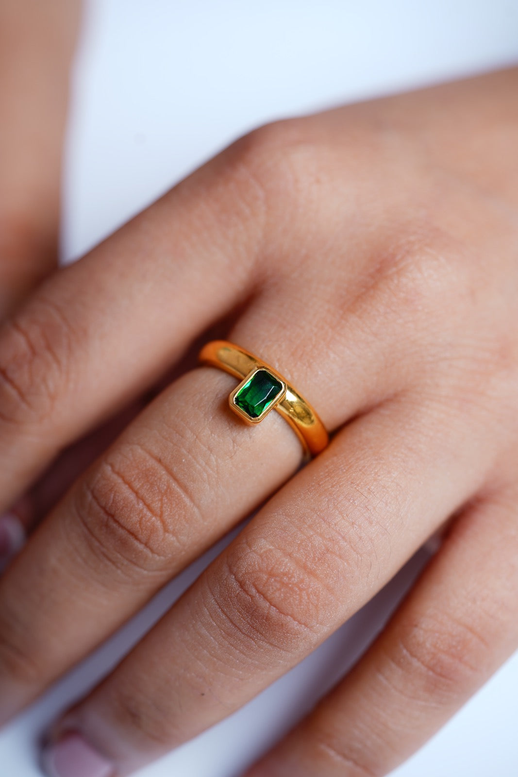 Edge Elegance Ring-Rings-Anushka Jain Jewellery