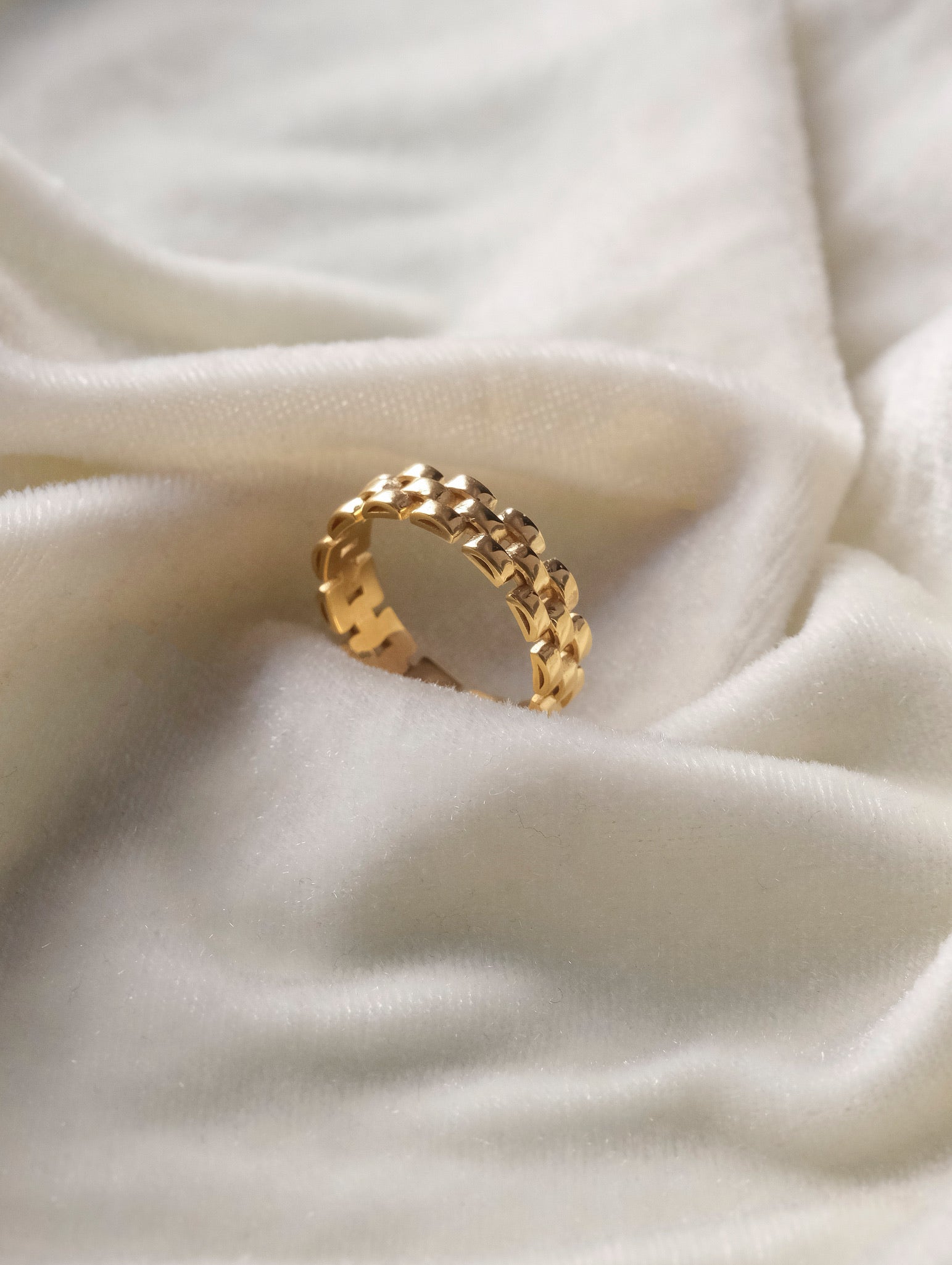 Flat Belt Ring-Rings-Anushka Jain Jewellery