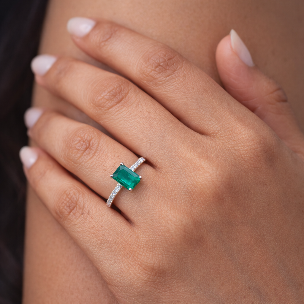 Green Stone Silver Ring-Anushka Jain Jewellery