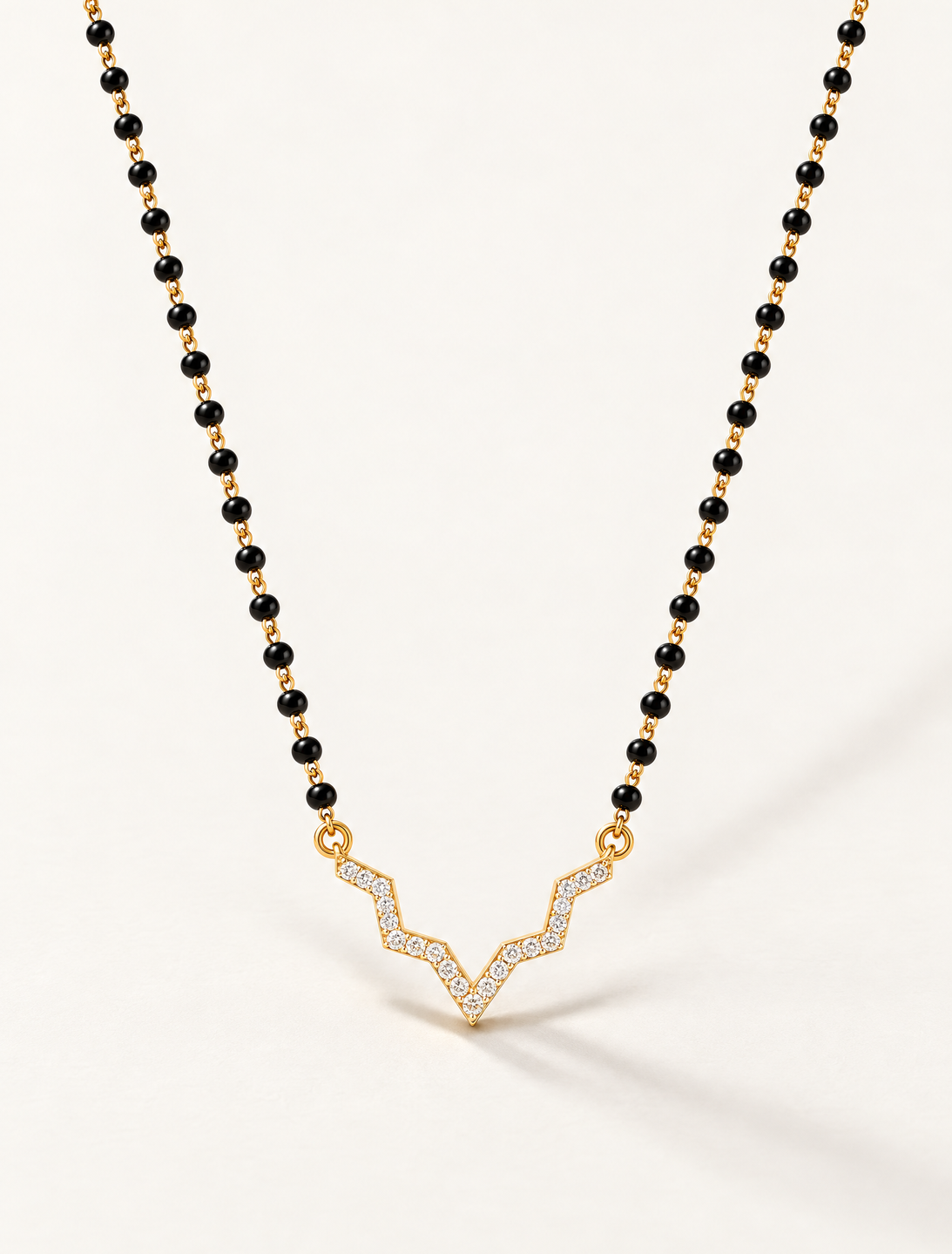 Minimal Diamond Mangalsutra