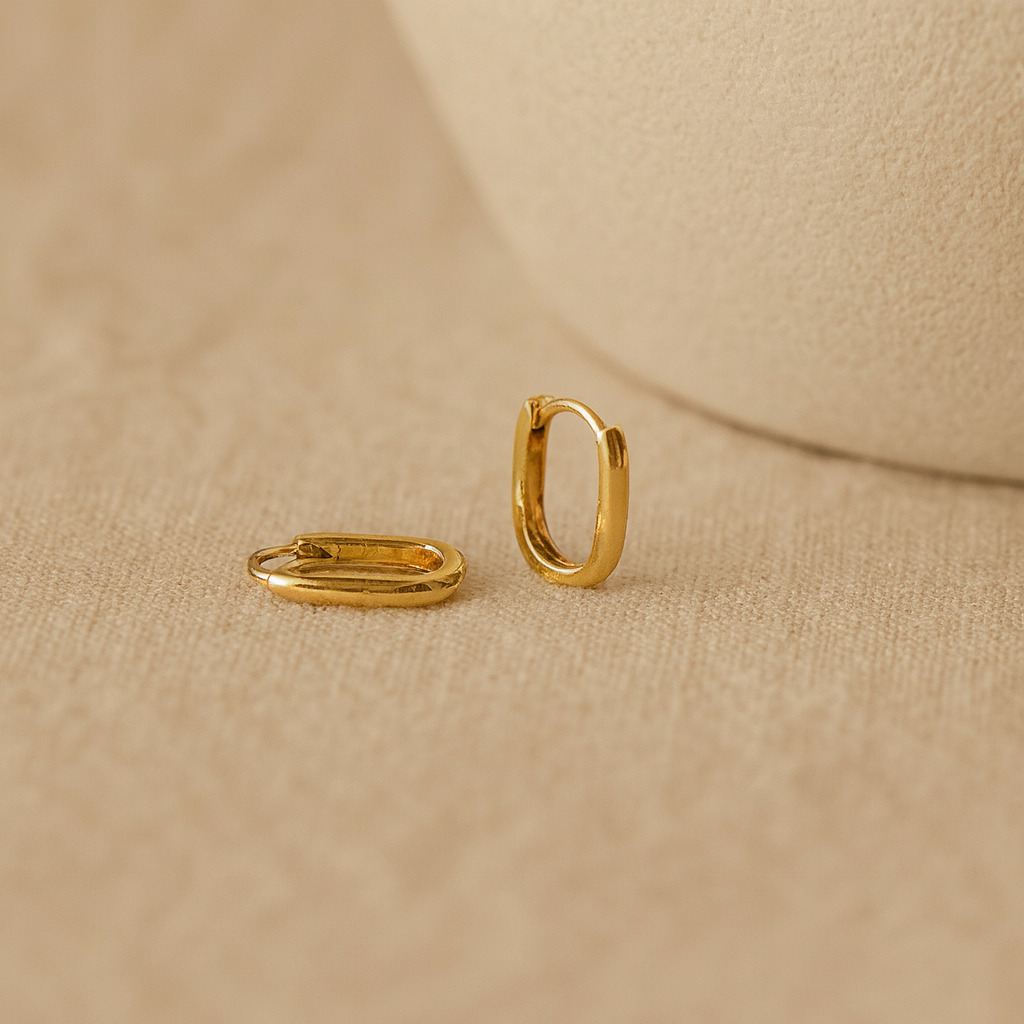 Oval Huggie Earring-Huggie-Anushka Jain Jewellery