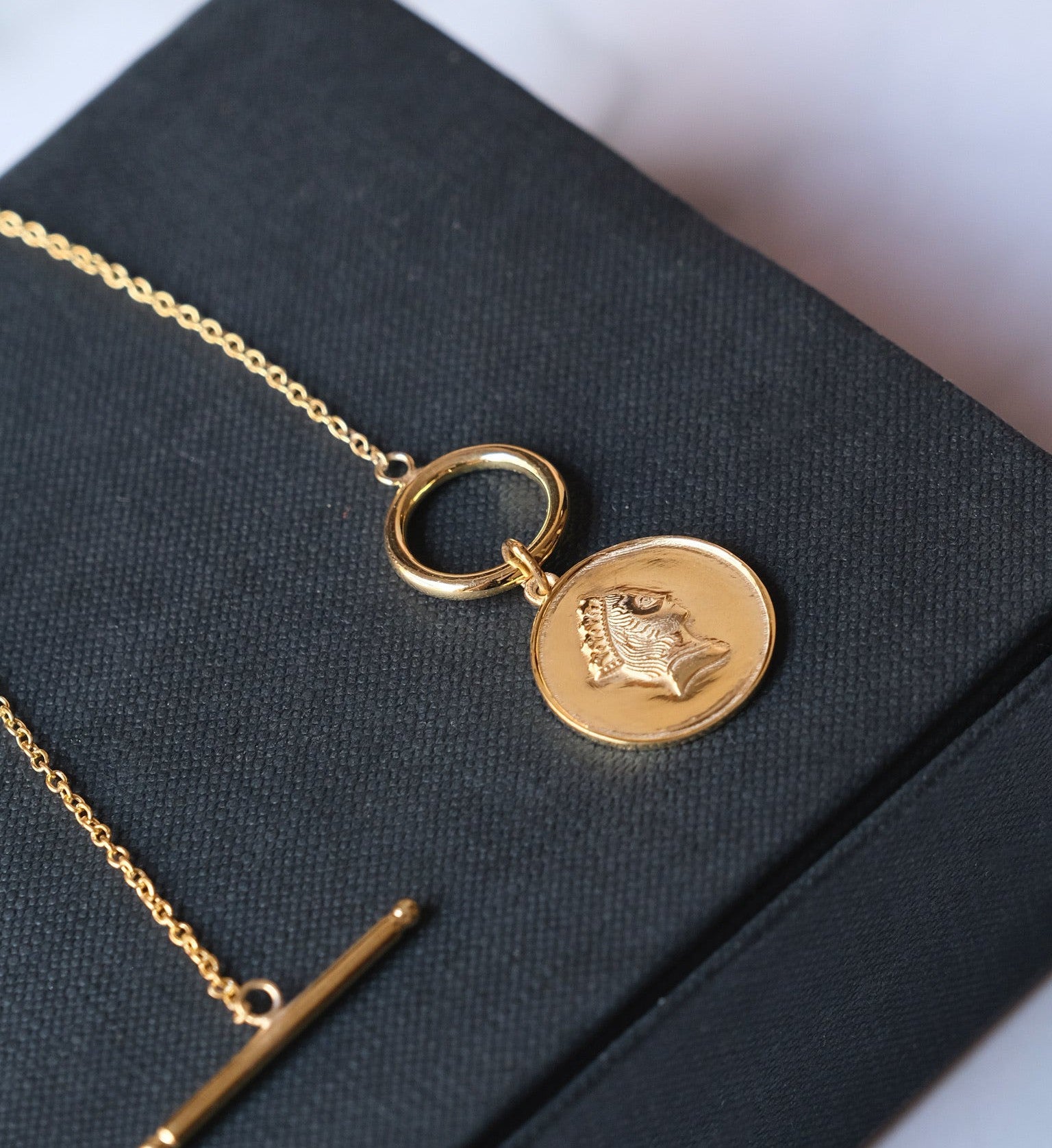 Queen T Bar Necklace-Anushka Jain Jewellery