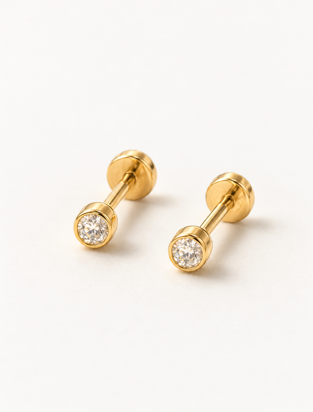 Round Diamond Studs
