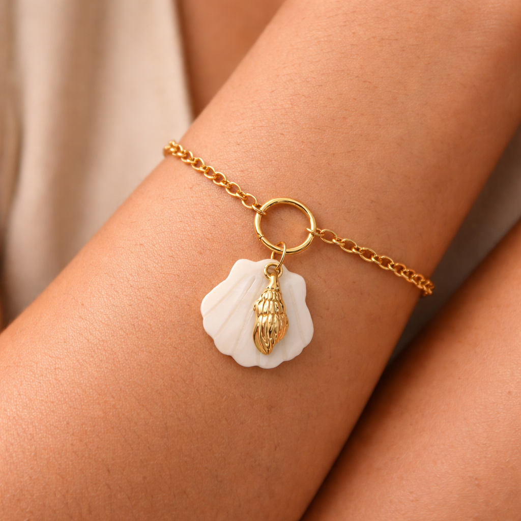 Shell Pearl Bracelet-Anushka Jain Jewellery