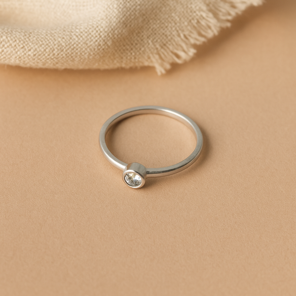 Single Diamond Ring-Rings-Anushka Jain Jewellery