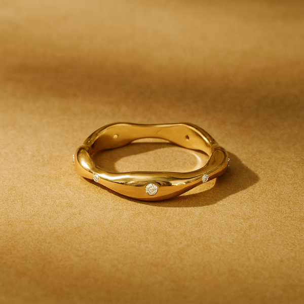 Studded Wave Ring-Rings-Anushka Jain Jewellery