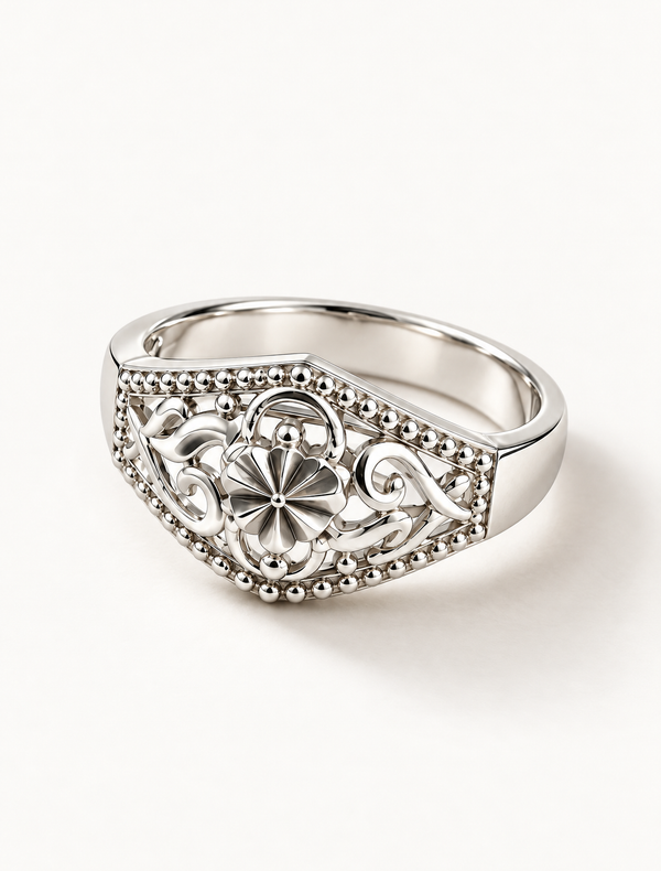 Vintage Clover Signet Ring