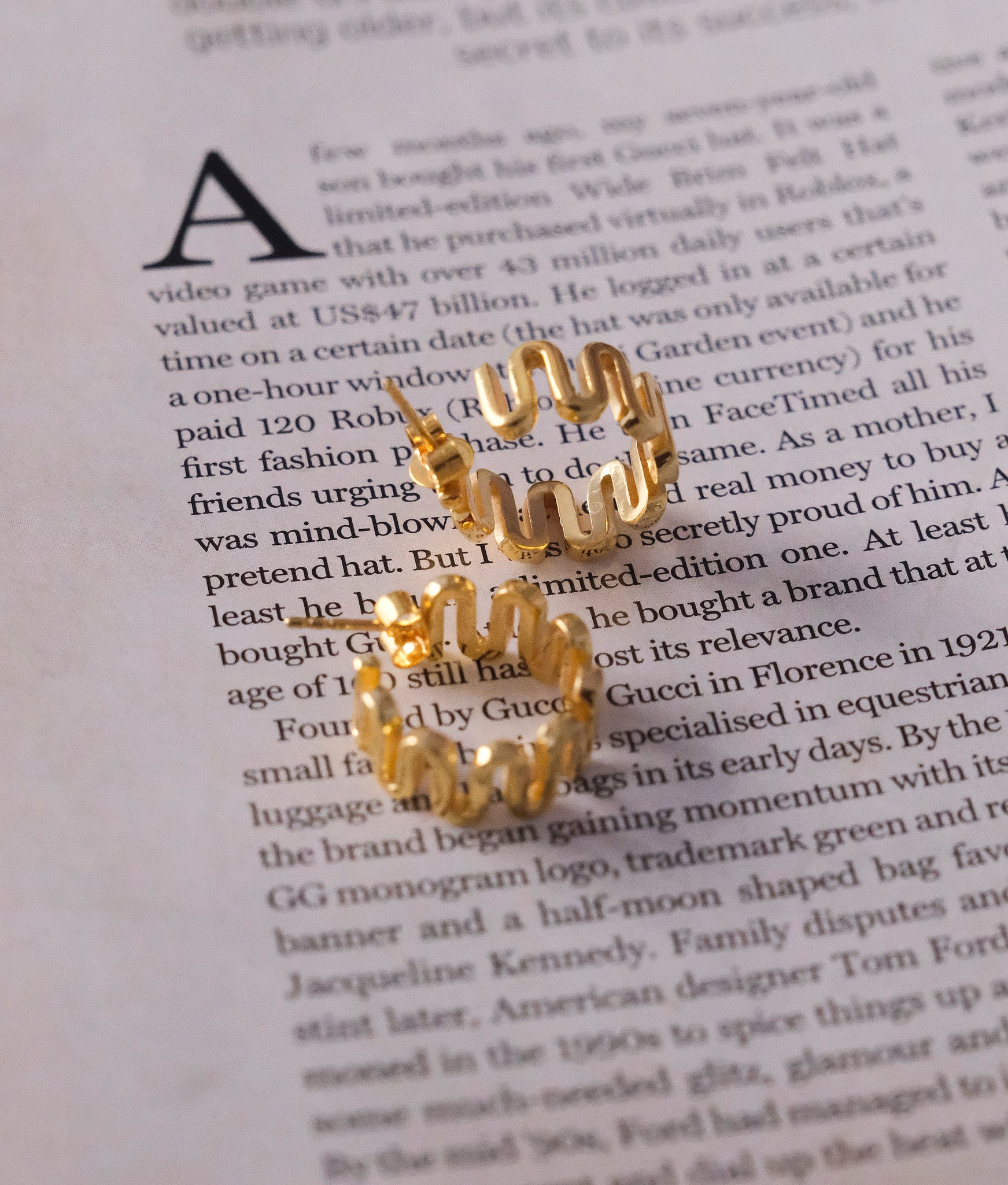 Wavy Hoops-Hoops-Anushka Jain Jewellery