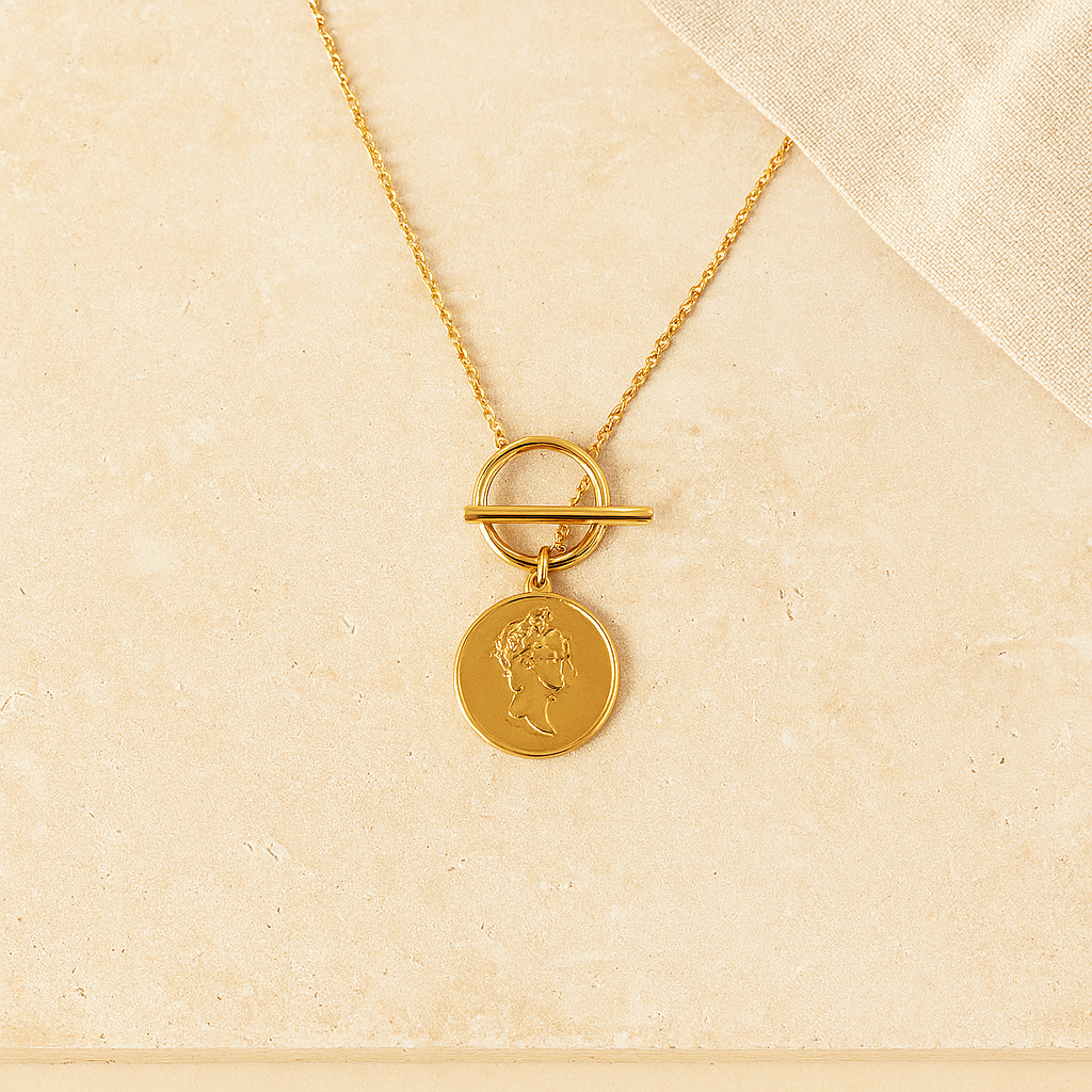 Queen T Bar Necklace